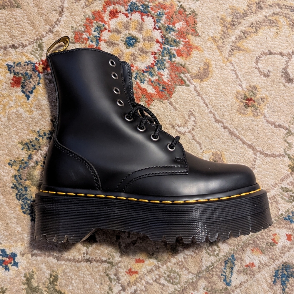 Dr. Martens Jadon Boot Smooth Leather Platforms - Picture 2 of 11